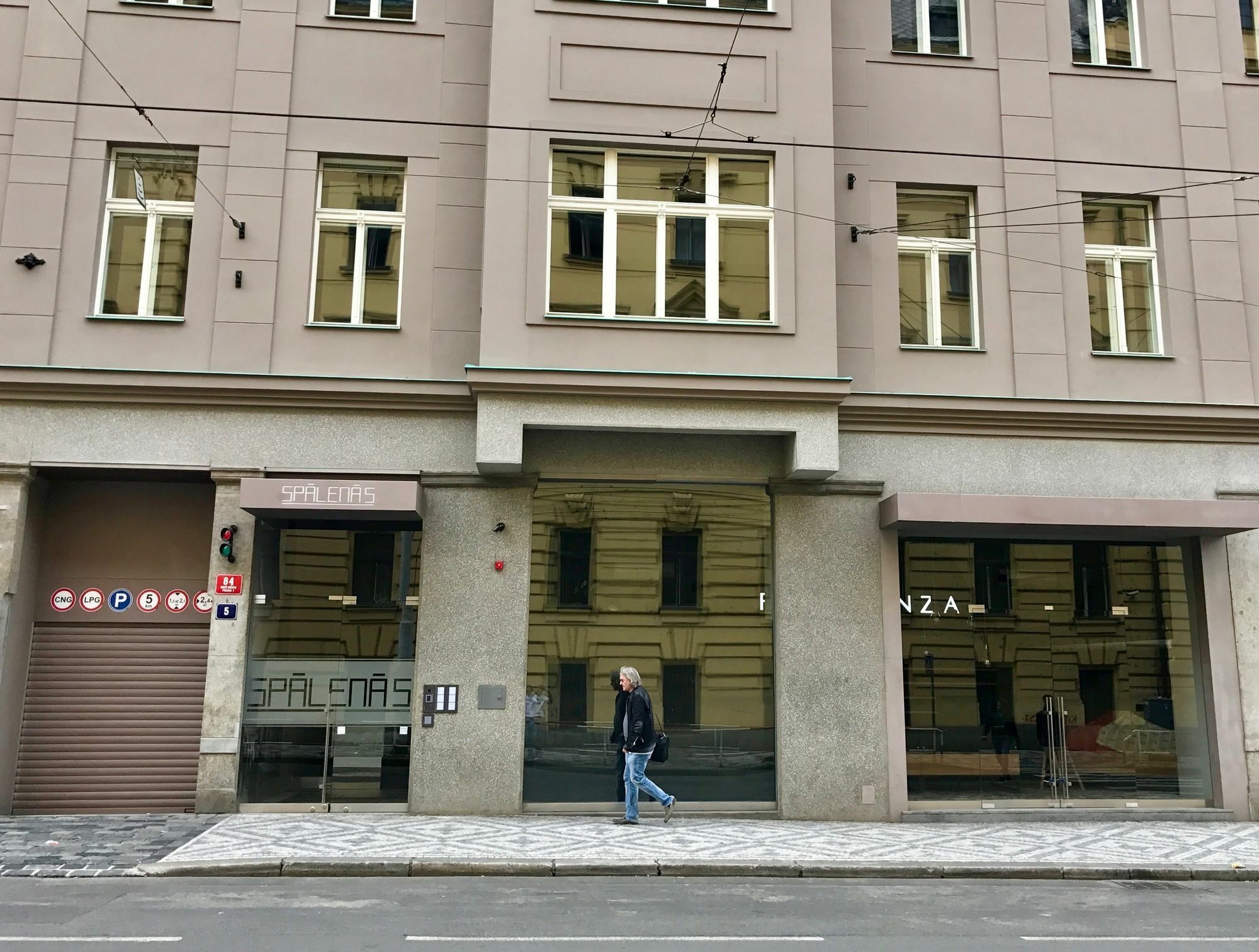 Art Suites Spalena Prag Exteriör bild